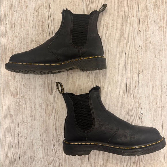 Dr. Martens / Doc Martens 2976 Leonore Chelsea Faux Fur Pull on ankle boots 7 - Picture 5 of 10